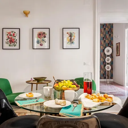 Apartment 124 Maqueda Palermo