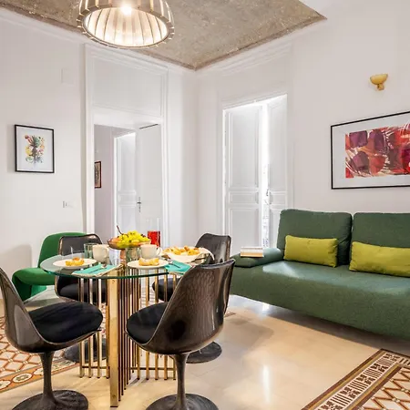 Apartment 124 Maqueda